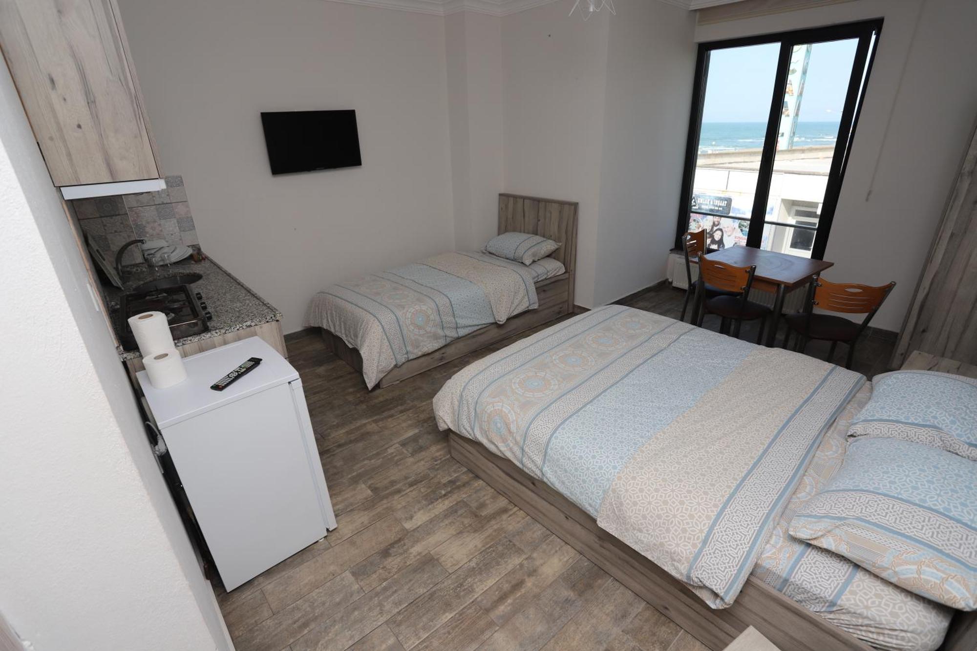 Rueya Pansiyon Apart Otel Yukarı Yukarı Kocaali Exterior foto