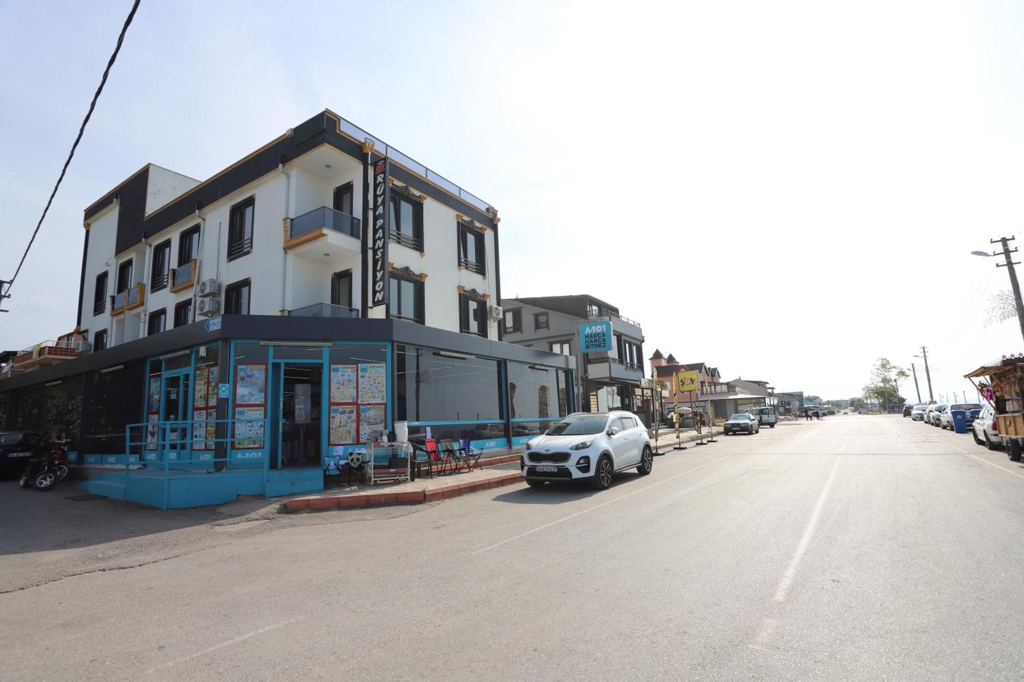 Rueya Pansiyon Apart Otel Yukarı Yukarı Kocaali Exterior foto