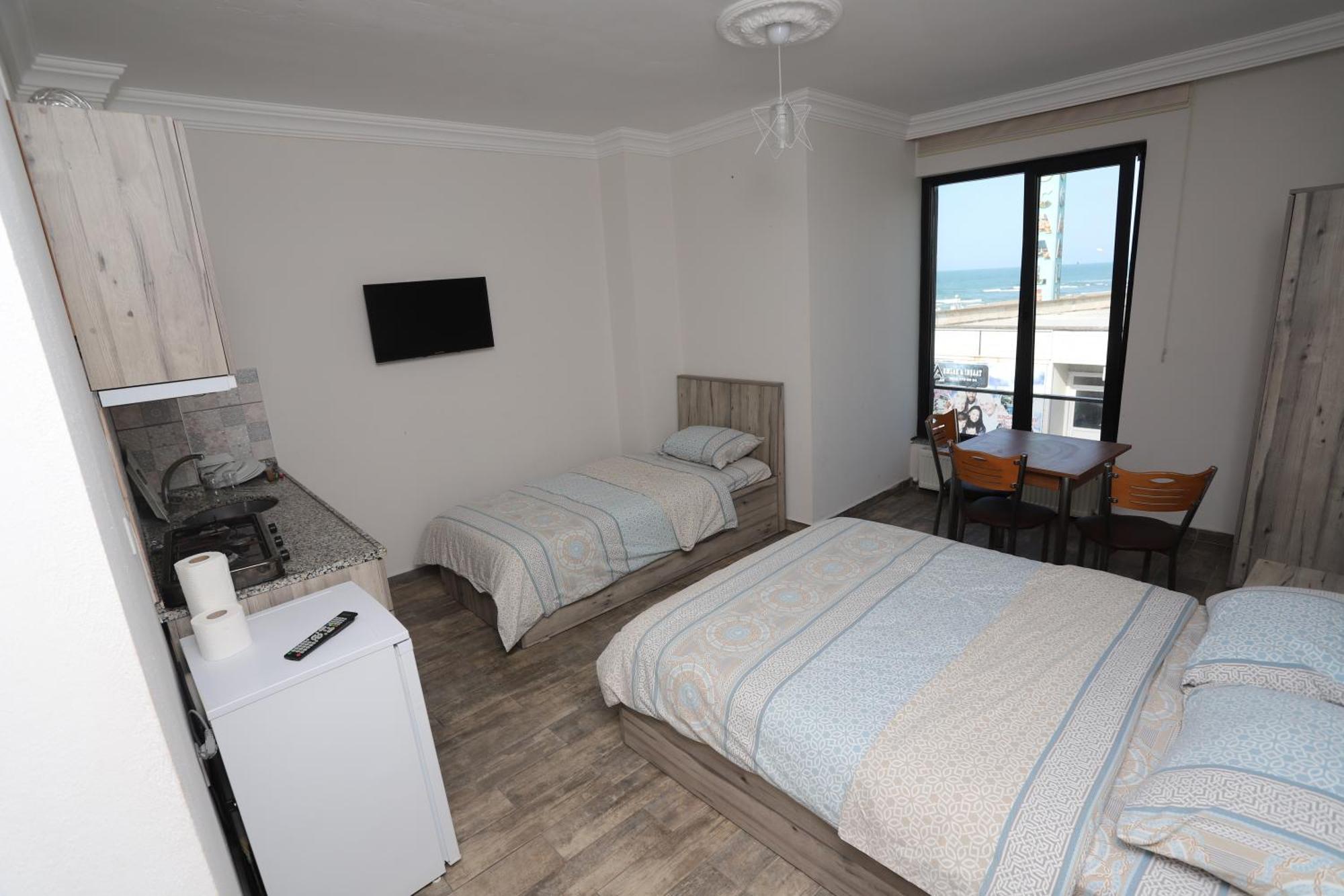 Rueya Pansiyon Apart Otel Yukarı Yukarı Kocaali Exterior foto