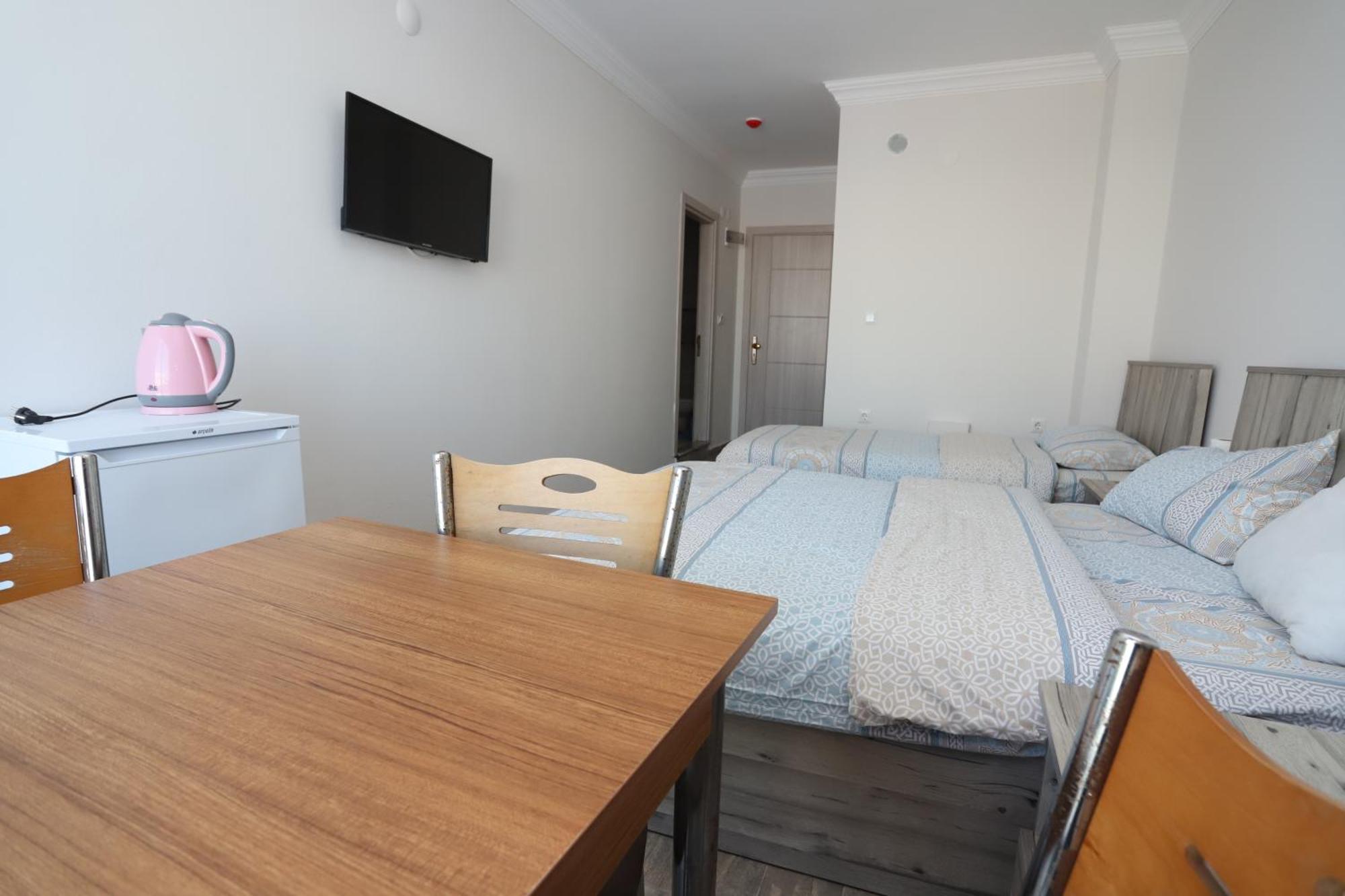 Rueya Pansiyon Apart Otel Yukarı Yukarı Kocaali Exterior foto