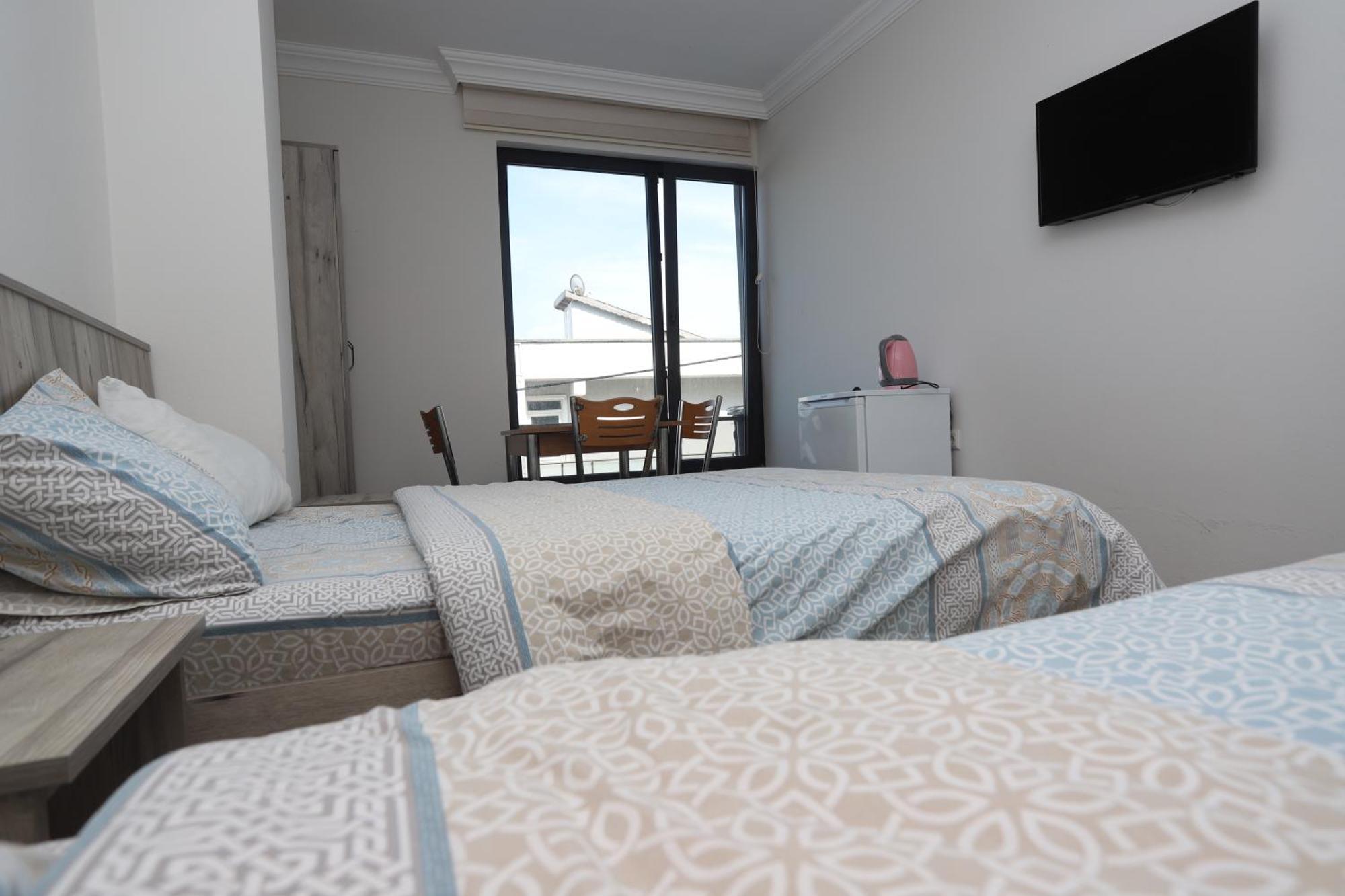 Rueya Pansiyon Apart Otel Yukarı Yukarı Kocaali Exterior foto